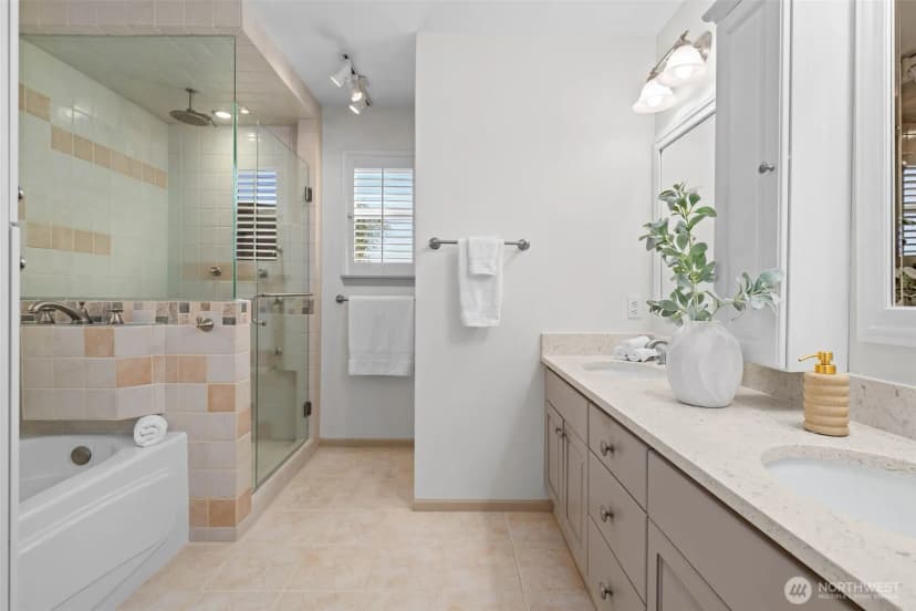 Property photo for 2396 S 280th Place, Federal Way photo 19
