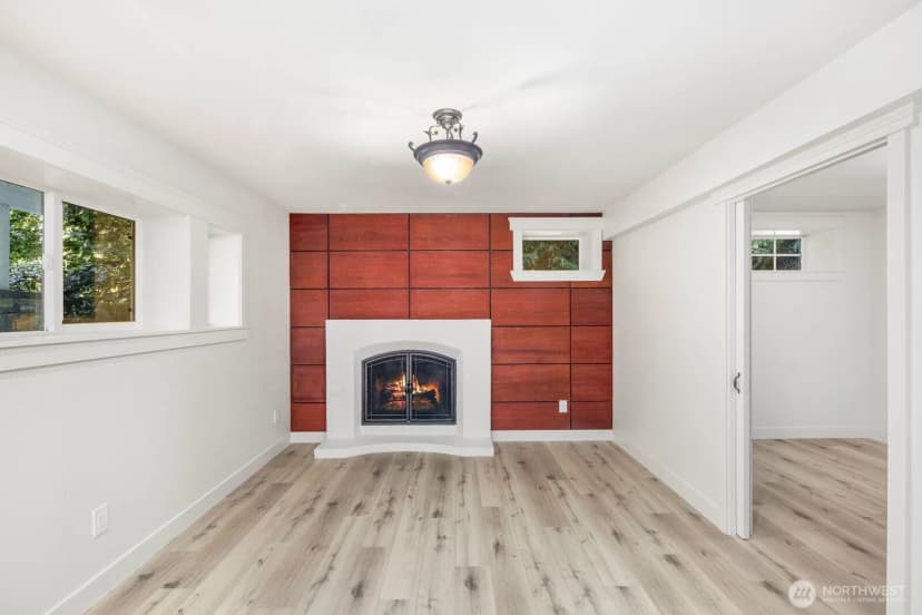 Property photo for 153 221st Avenue Ne, Sammamish photo 29