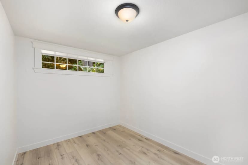 Property photo for 153 221st Avenue Ne, Sammamish photo 30