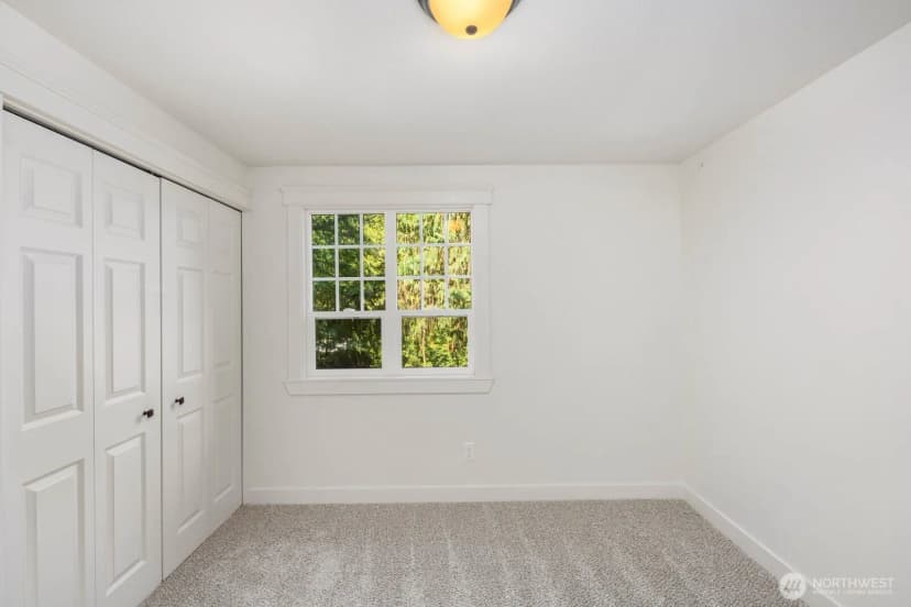 Property photo for 153 221st Avenue Ne, Sammamish photo 18