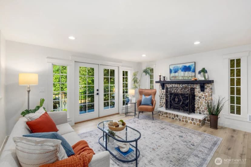 Property photo for 153 221st Avenue Ne, Sammamish photo 8