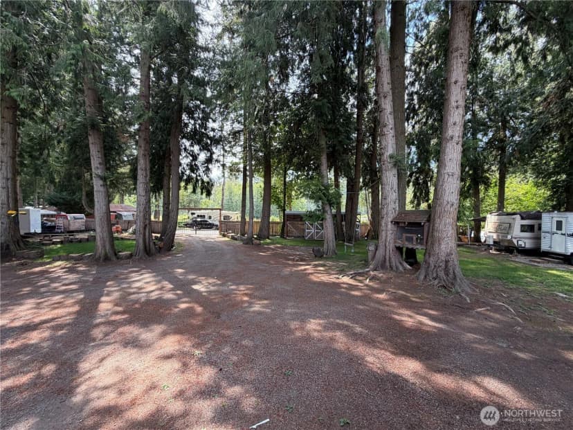 Property photo for 41725 40th Avenue Ct S, Roy photo 9
