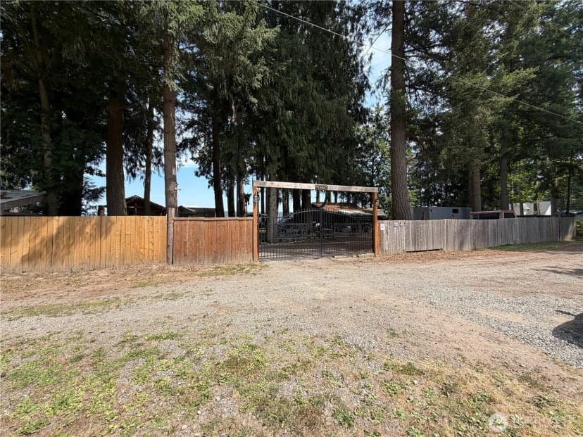 Property photo for 41725 40th Avenue Ct S, Roy photo 7