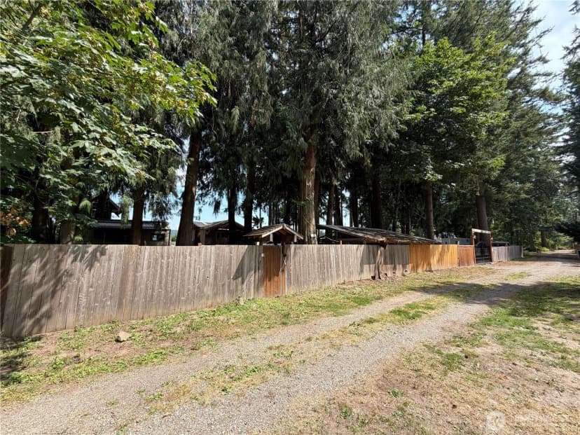Property photo for 41725 40th Avenue Ct S, Roy photo 8