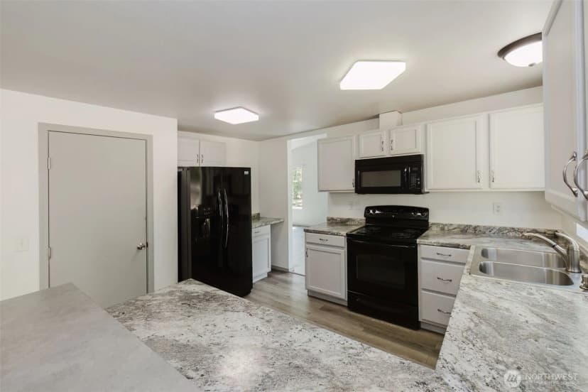 Property photo for 5151 E Pickering Road, Shelton photo 12