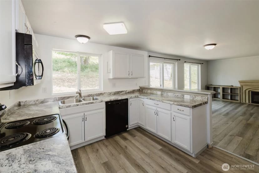 Property photo for 5151 E Pickering Road, Shelton photo 11