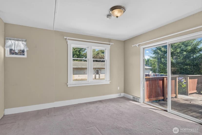Property photo for 13701 51st Avenue Ne, Marysville photo 17