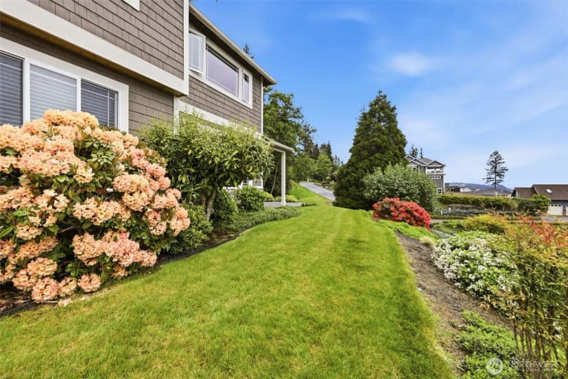 Property photo for 13718 9th Avenue Ct Nw, Gig Harbor photo 7