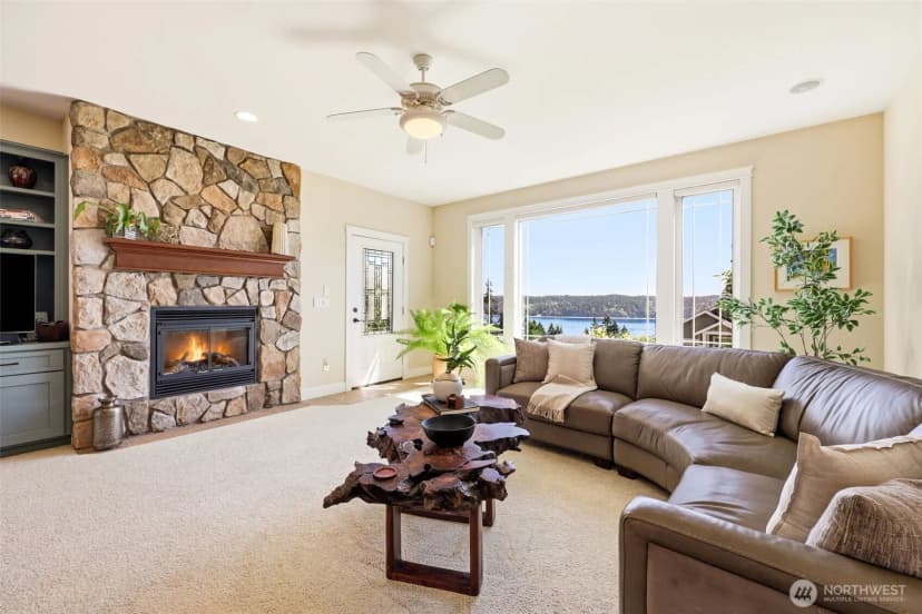 Property photo for 13718 9th Avenue Ct Nw, Gig Harbor photo 11