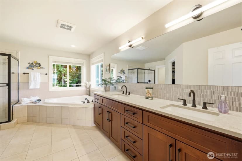 Property photo for 13718 9th Avenue Ct Nw, Gig Harbor photo 22
