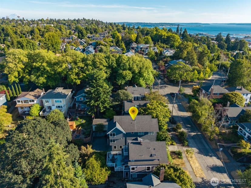 Property photo for 2910 9th Avenue W, Seattle photo 38