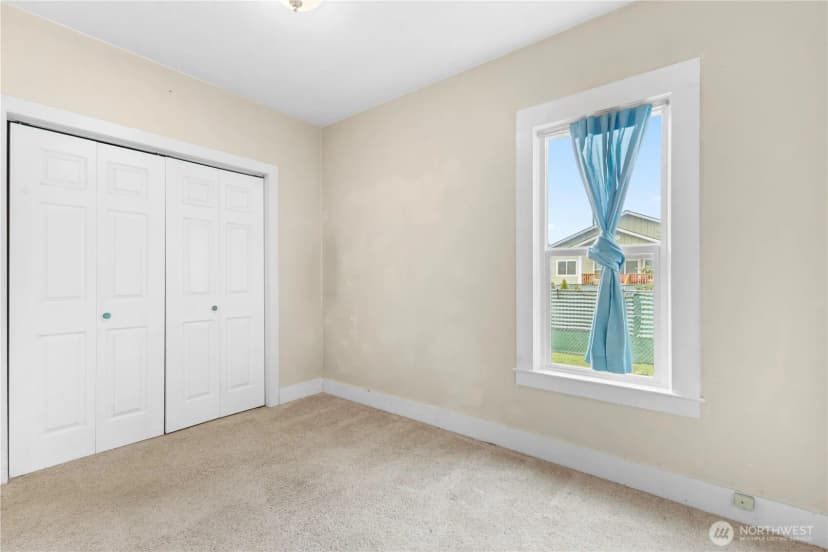 Property photo for 1213 Rhobina Street, Centralia photo 11