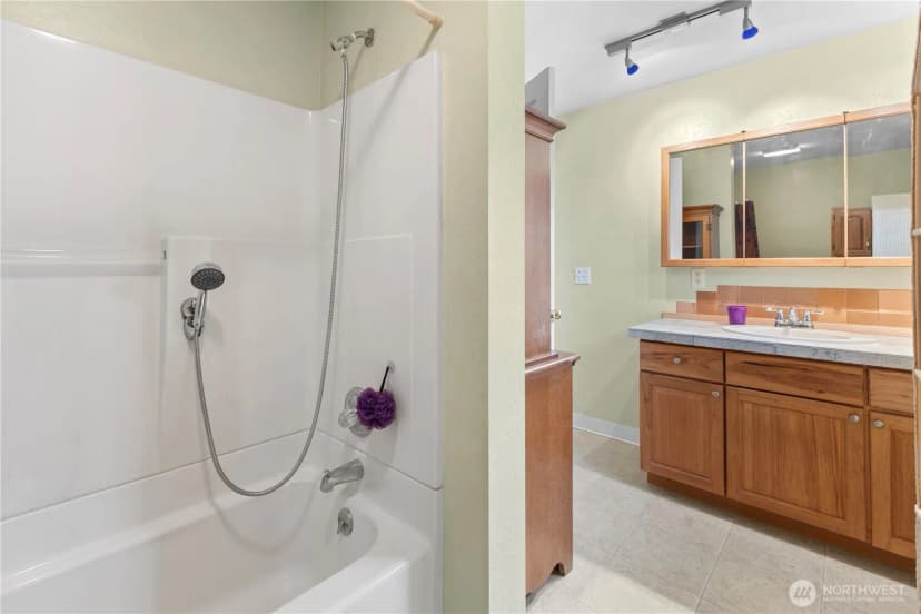 Property photo for 1213 Rhobina Street, Centralia photo 12