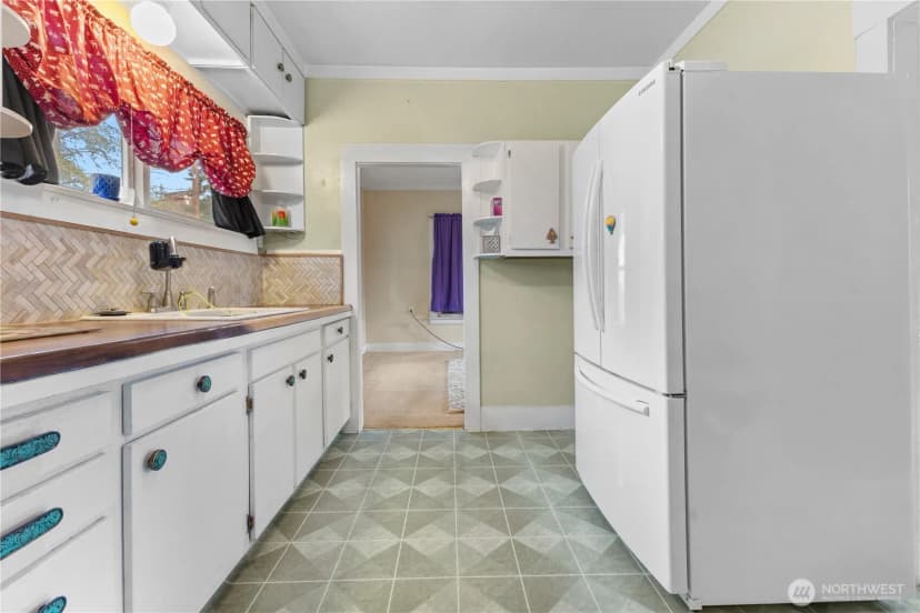 Property photo for 1213 Rhobina Street, Centralia photo 6