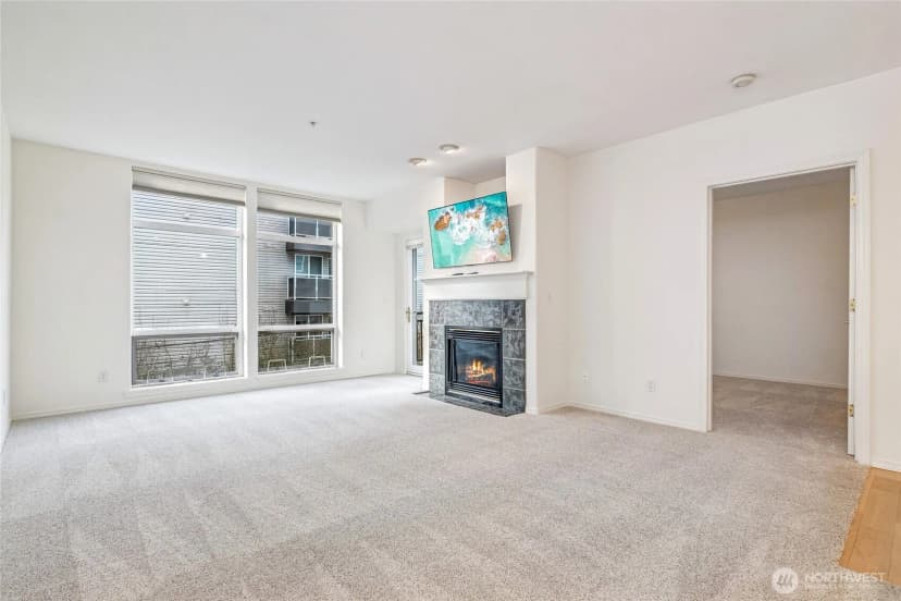 Property photo for 3221 Sw Avalon Way #313, Seattle photo 6