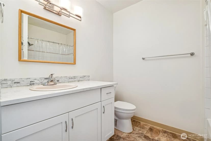 Property photo for 3221 Sw Avalon Way #313, Seattle photo 16
