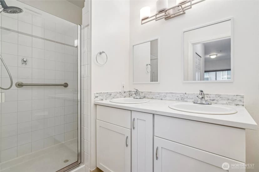 Property photo for 3221 Sw Avalon Way #313, Seattle photo 19