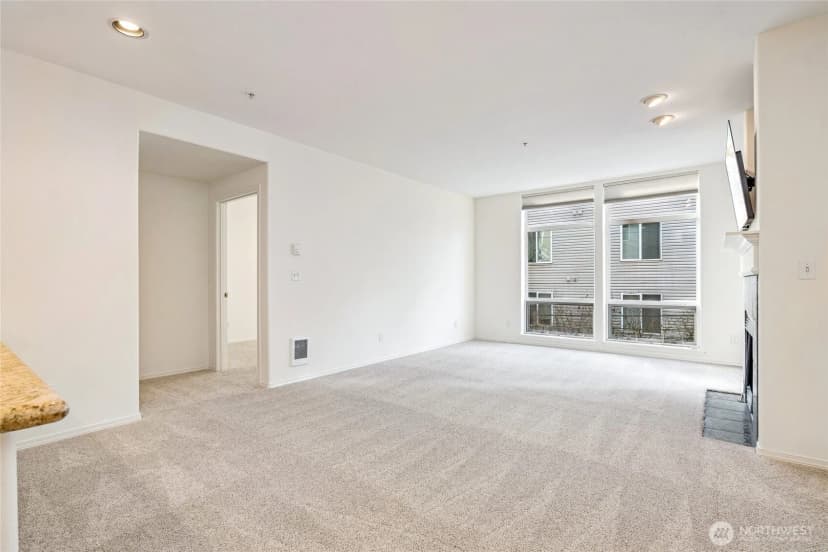 Property photo for 3221 Sw Avalon Way #313, Seattle photo 13