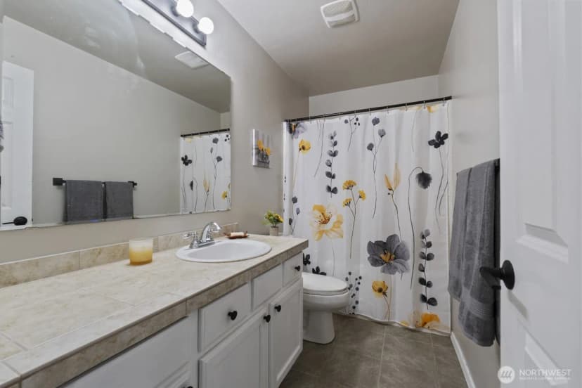 Property photo for 4233 154th Place Se, Bothell photo 34