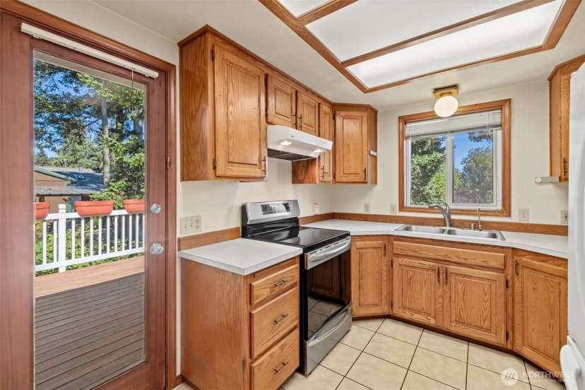 Property photo for 1206 W 15th Street, Port Angeles photo 18