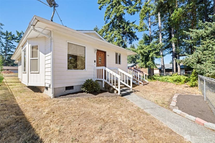 Property photo for 1206 W 15th Street, Port Angeles photo 37