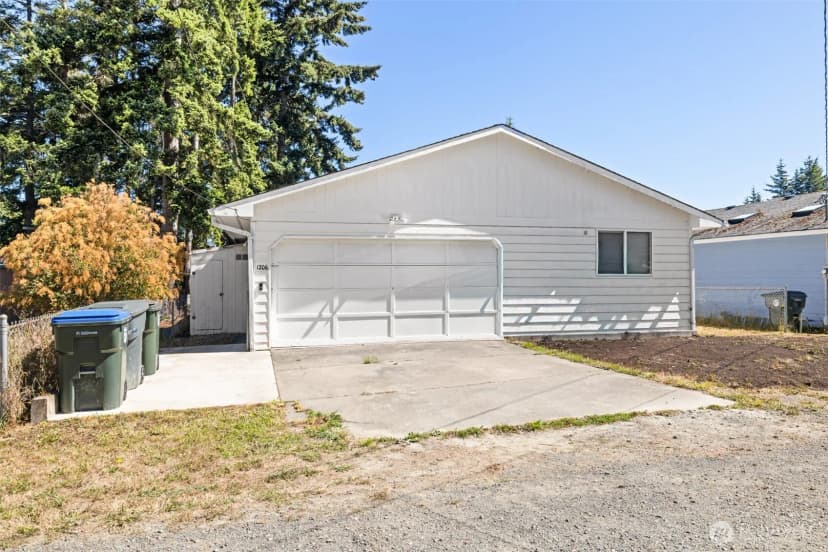 Property photo for 1206 W 15th Street, Port Angeles photo 35