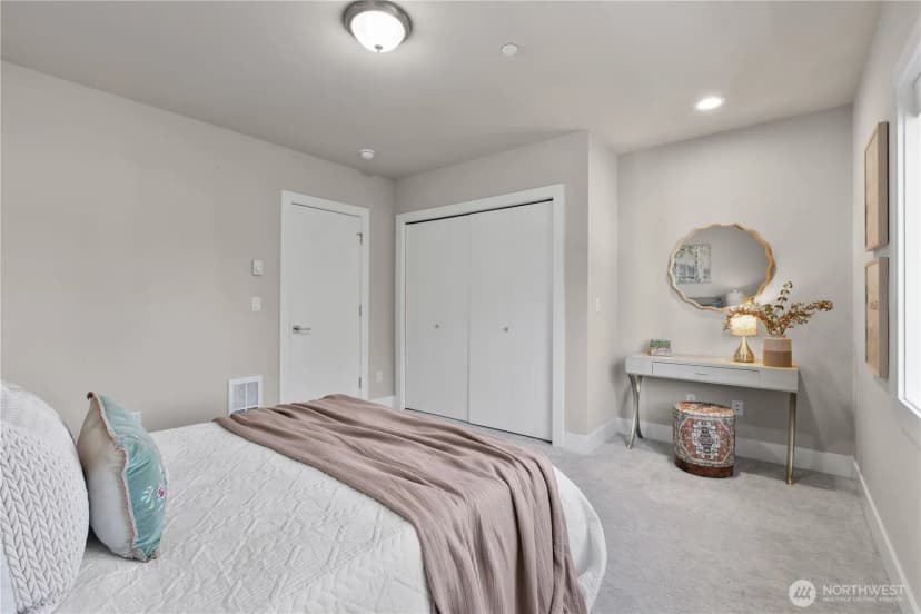 Property photo for 5020 148th Street Sw #e3, Edmonds photo 22