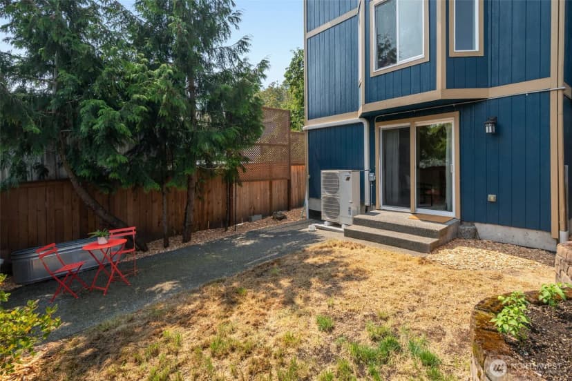 Property photo for 4084 Letitia Avenue S, Seattle photo 30