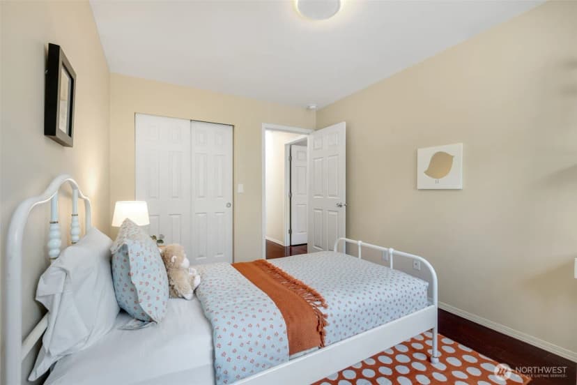 Property photo for 4084 Letitia Avenue S, Seattle photo 20