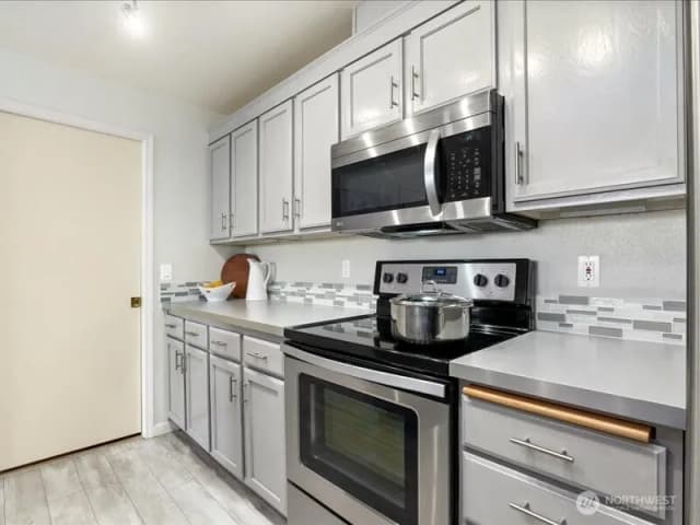 Property photo for 22527 Se 38th Terrace #1424, Issaquah photo 5