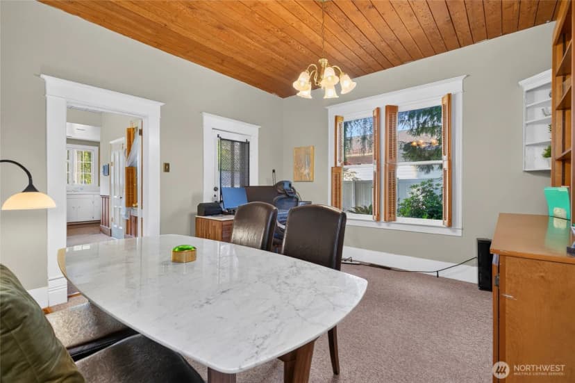 Property photo for 115 3rd Avenue N, Edmonds photo 21