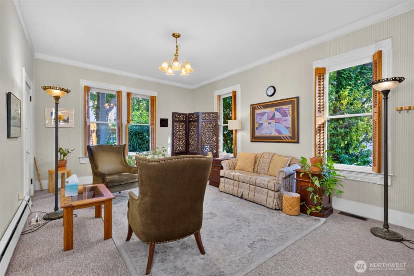 Property photo for 115 3rd Avenue N, Edmonds photo 23