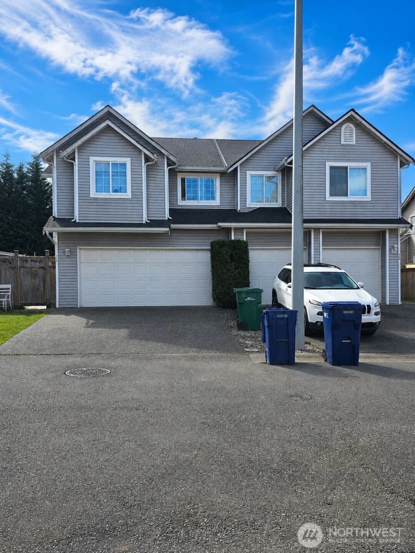 Property photo for 22 95th Drive Se, Lake Stevens photo 2