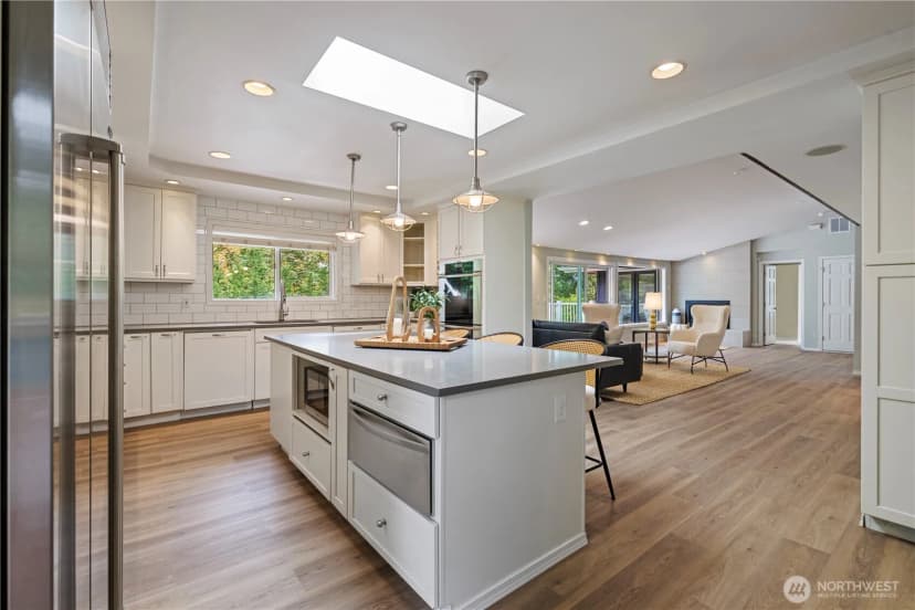 Property photo for 9726 Se 40th Street, Mercer Island photo 15