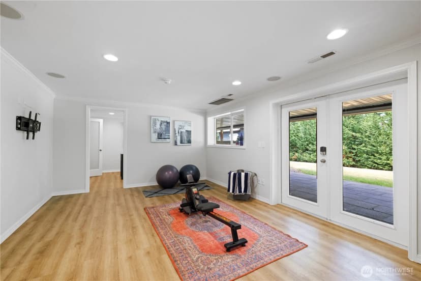 Property photo for 9726 Se 40th Street, Mercer Island photo 26