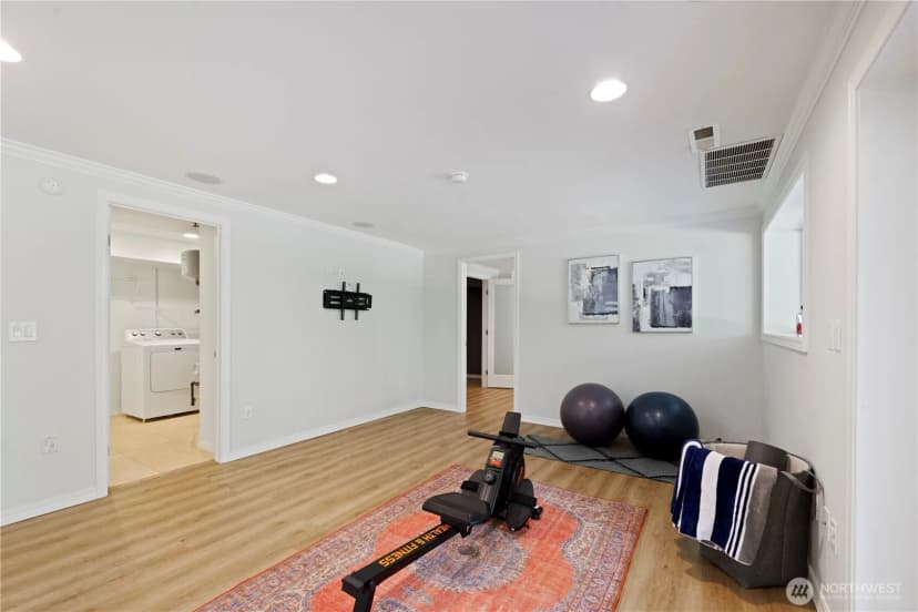 Property photo for 9726 Se 40th Street, Mercer Island photo 27
