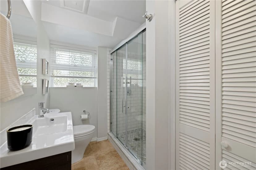 Property photo for 9726 Se 40th Street, Mercer Island photo 31