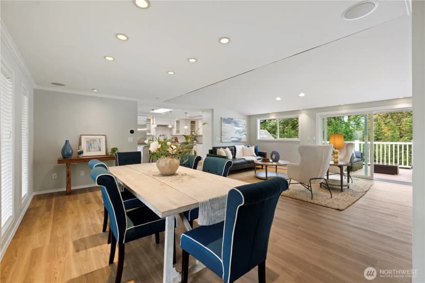 Property photo for 9726 Se 40th Street, Mercer Island photo 9