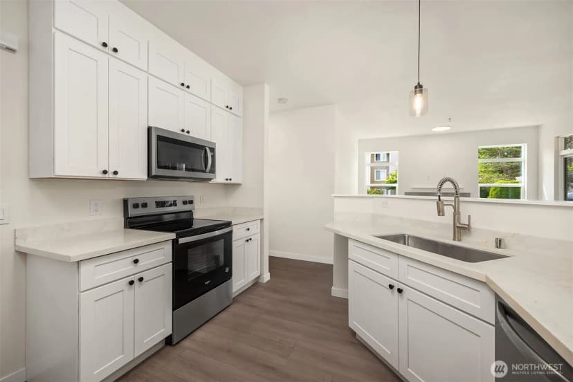 Property photo for 515 241st Lane Se #w2, Sammamish photo 9