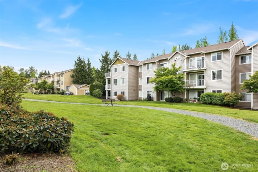 Property photo for 515 241st Lane Se #w2, Sammamish photo 19
