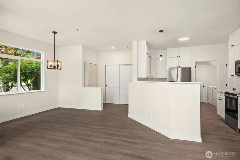 Property photo for 515 241st Lane Se #w2, Sammamish photo 6