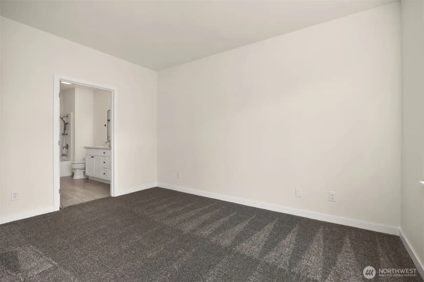 Property photo for 515 241st Lane Se #w2, Sammamish photo 14