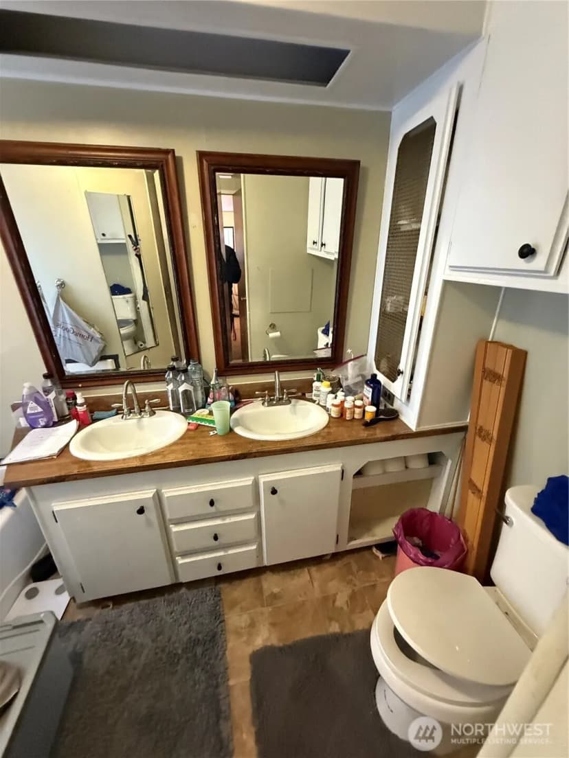 Property photo for 237 Collins Road, Toledo photo 15