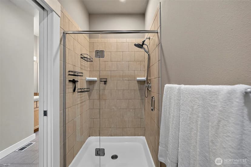 Property photo for 9600 Jm Dickinson Road Sw, Port Orchard photo 18
