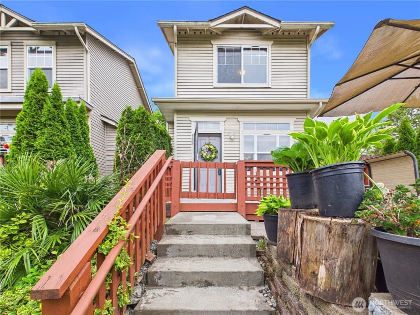 Property photo for 1108 S 207th Street, Sea Tac photo 5