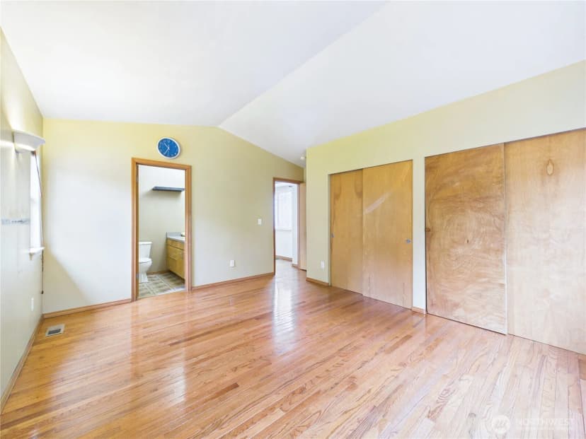 Property photo for 1108 S 207th Street, Sea Tac photo 24