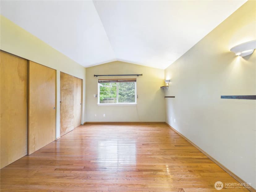 Property photo for 1108 S 207th Street, Sea Tac photo 23