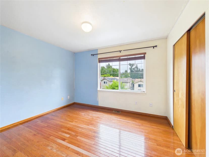 Property photo for 1108 S 207th Street, Sea Tac photo 18
