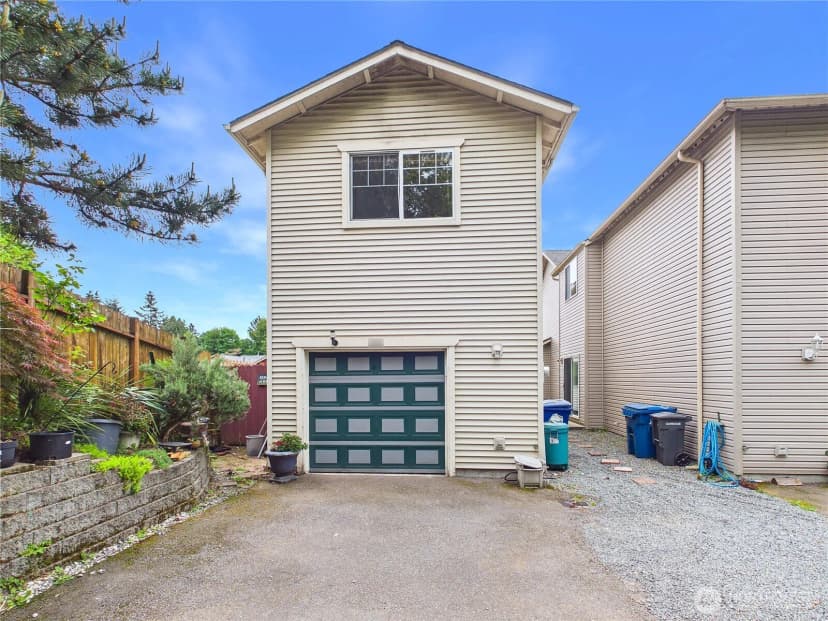 Property photo for 1108 S 207th Street, Sea Tac photo 27