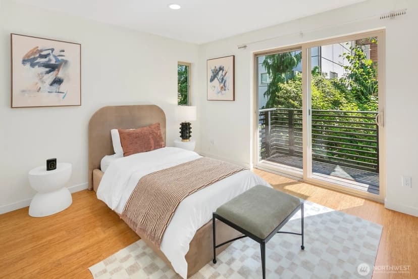 Property photo for 1120 26th Avenue S, Seattle photo 13